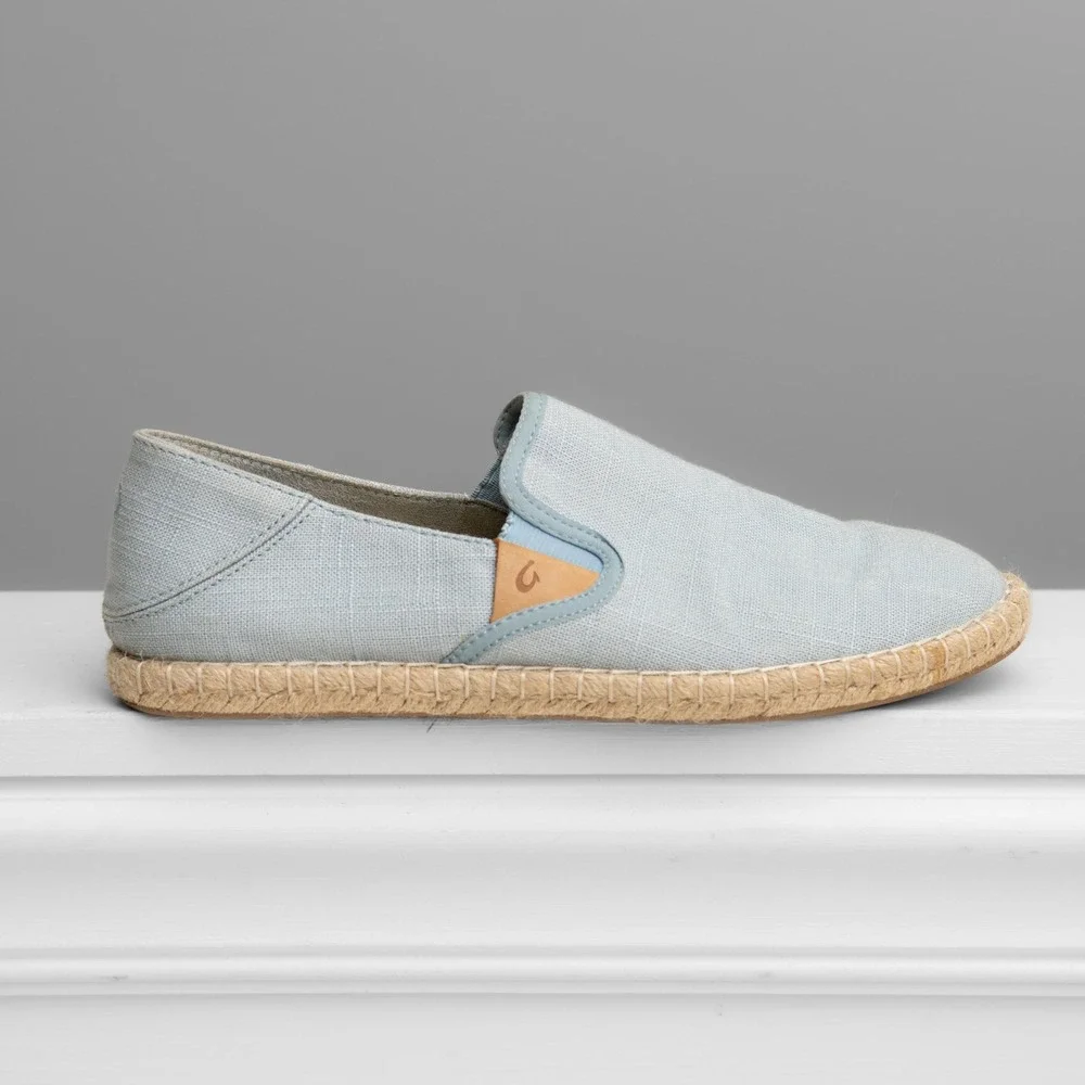 OluKai Pehuea Li Sz 9 Blue Linen Slip On Espadrille Flats Beachy Island Style